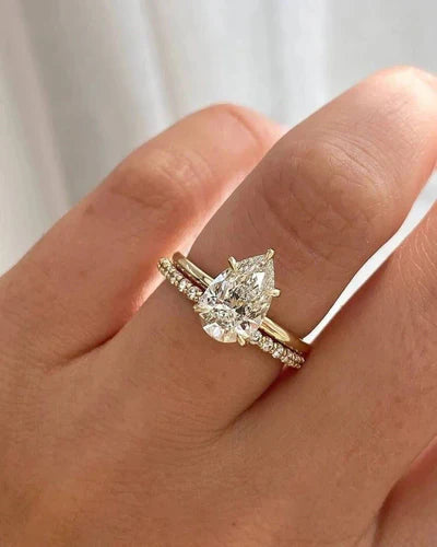 SOLITAIRE RINGS